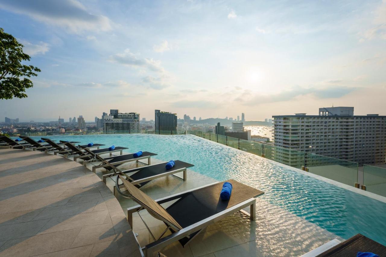 Somerset Pattaya Eksteriør billede Infinity pool at the 39th floor
