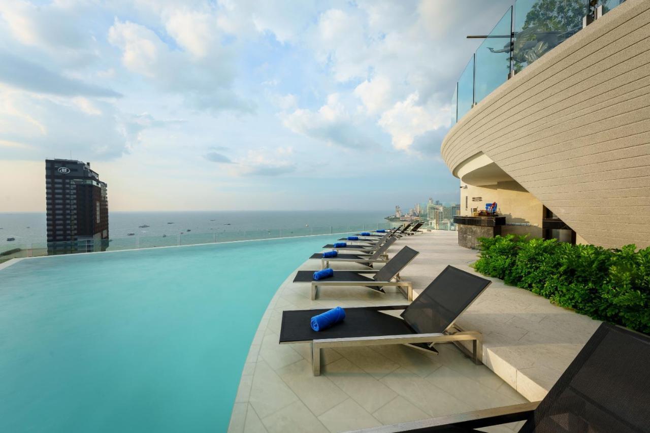 Somerset Pattaya Eksteriør billede Infinity pool at the 39th floor